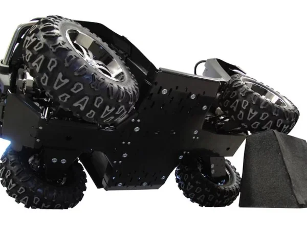 Műanyag haspáncél CFMoto X8-hoz acél lengőkarokkal (2015-2018)