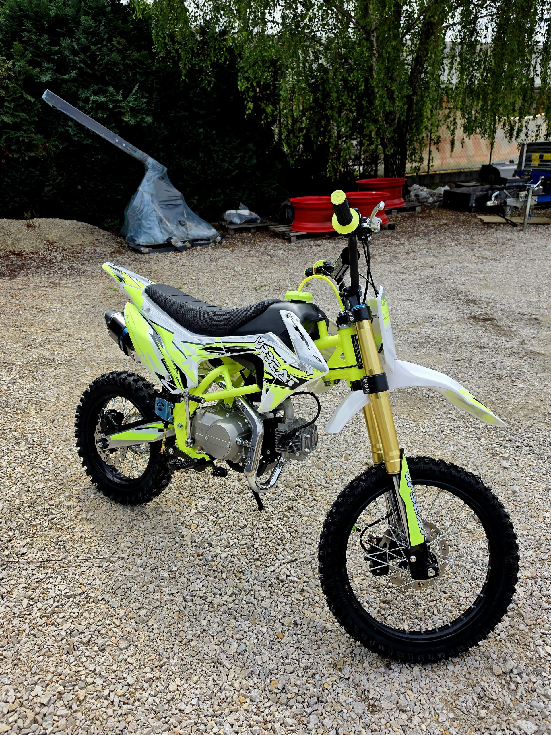 UPBEAT 125ccm dirt bike (neon zöld) - Image 2
