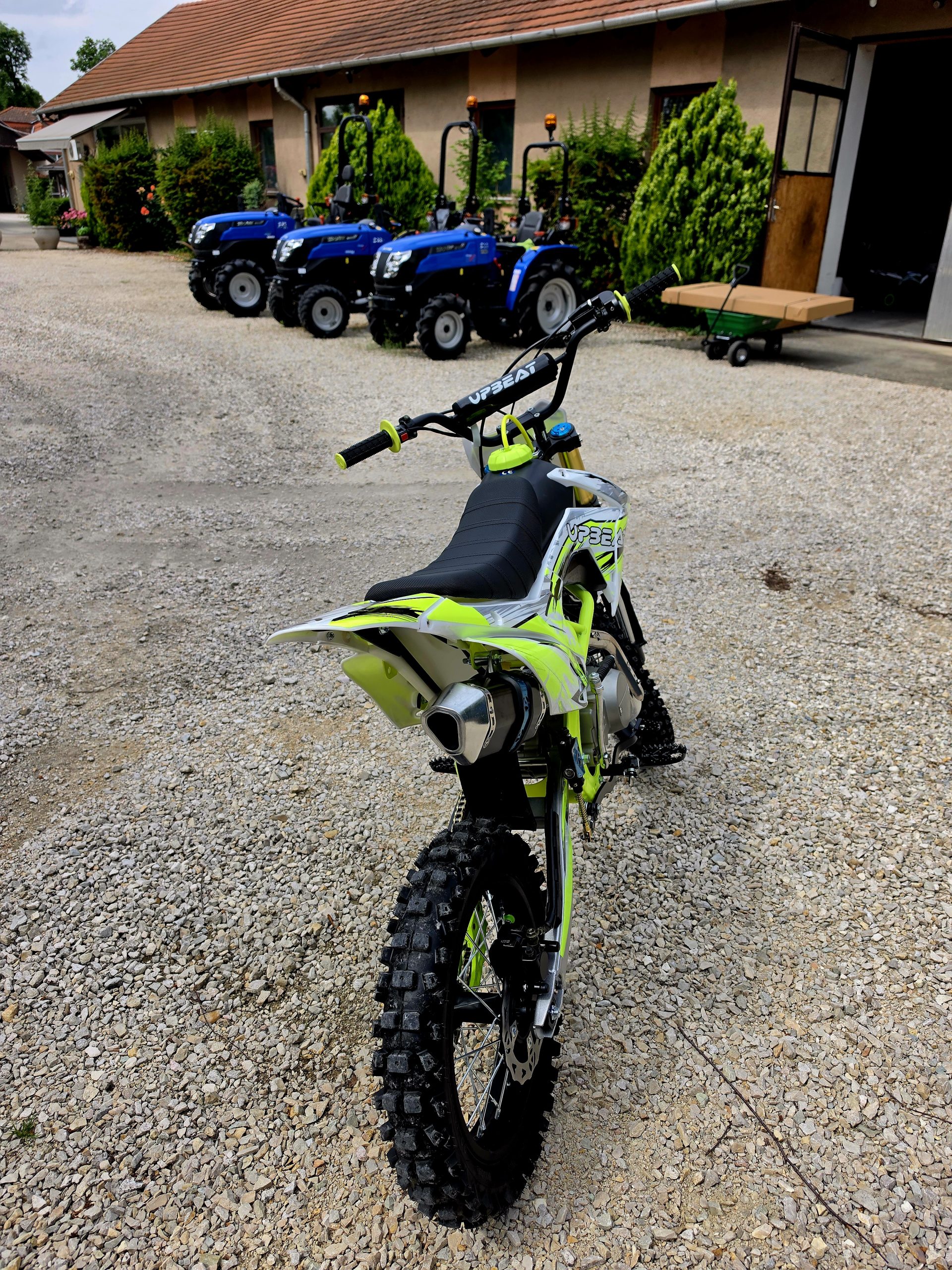 UPBEAT 125ccm dirt bike (neon zöld) - Image 5